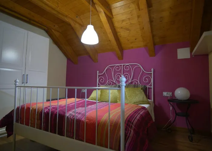 Ballestan 度假居 *